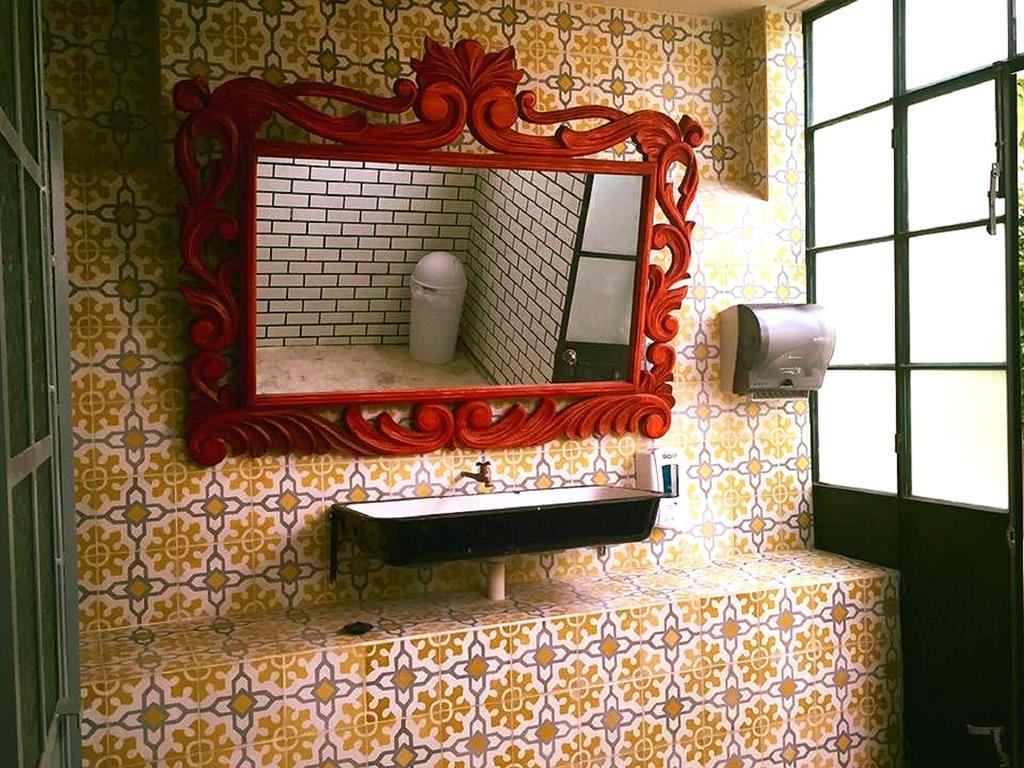 Leonora Hostal Пуебла Екстериор снимка