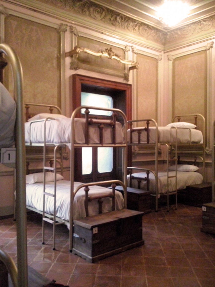 Leonora Hostal Пуебла Екстериор снимка