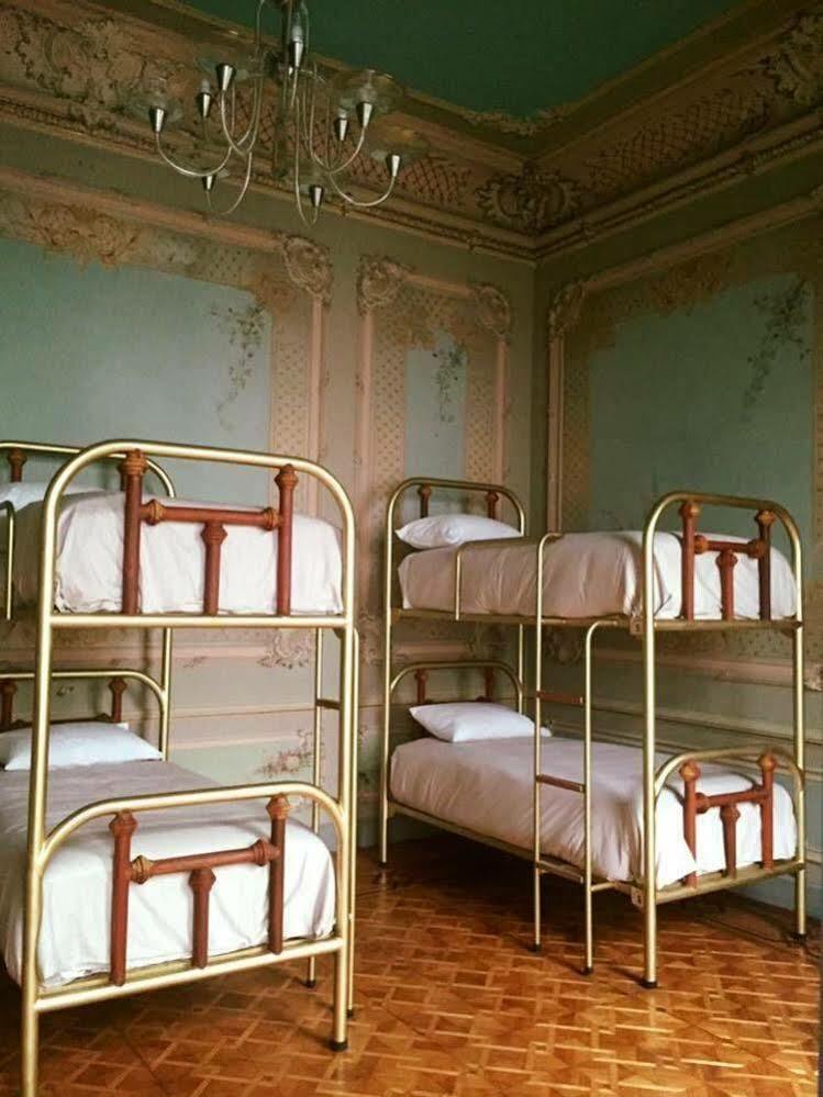 Leonora Hostal Пуебла Екстериор снимка